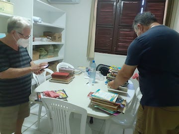 GCML recebe livros novos ou usados em nova caravana